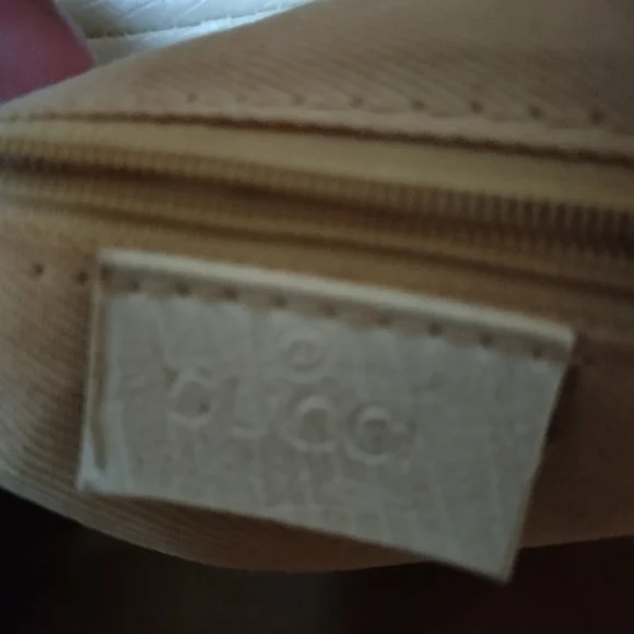 Gucci Rajah Handbag - Picture 5 of 7